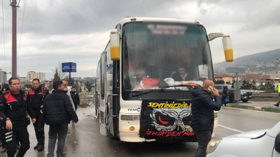 Galatasaray ile Göztepe taraftarı arasında kavga! 2 kişi yaralandı, 50 şüpheli gözaltına alındı