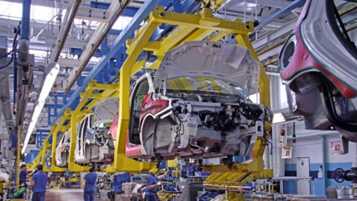 Otomotiv devinden büyük hata! Binlerce araç geri çağrıldı