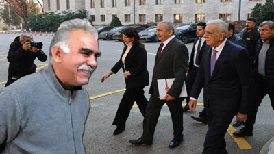 İmralı'da konuşulanlar sızdırıldı! DEM Partilileri dinlememiş. Öcalan'dan CHP'ye özel mesaj