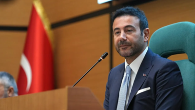 Son Dakika... Beşiktaş Belediye Başkanı Akpolat gözaltına alındı