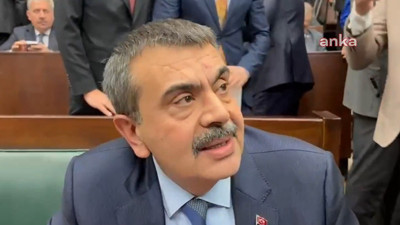 Bakan Tekin'den mülakat açıklaması! Torpil iddialarına yanıt verdi