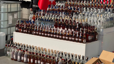 Sahte içkinin belirtileri ortaya çıktı! Vücuttaki mavileşmeye dikkat