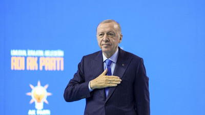 20 Yıl Futbolculuk Hayatım Var Hiç Kırmızı Kart Görmedim. Özgür Özel'e Bu Sözlerle Yanıt Verdi