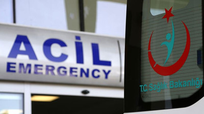 Konya'da feci kaza! Otomobil direğe çarptı. 2 ölü