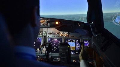 Pilotlar da anlamadı! İstanbul'da yetkililer alarma geçti. Denizde, karada ve havada arama yapıldı