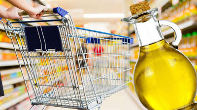 Zeytinyağı biten o markete koşacak: 1 litre fiyatı 189 TL'ye düştü yetişen indirimi kapacak