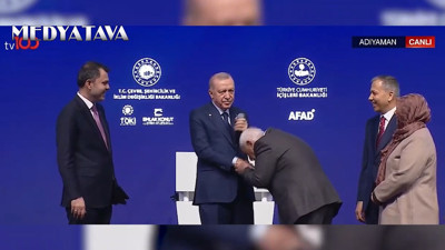 Bir depremzede Erdoğan'a böyle seslendi: Valla ben sana aşığım