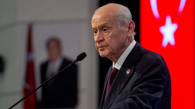 'Terörsüz Türkiye'ye Karşı Çıkanları Öcalan'ın Sözleri İle Vurdu. Başörtüsü Yasağı'nı Hatırlatan Bahçeli'nin Başdanışmanı Yıldıray Çiçek: İçimizdeki Şuursuzlara, Nankörlere Bak!