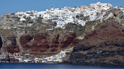 Santorini'deki Dev Volkan Yeniden Alevlendi! Uzman İsimden Korkutan Açıklama