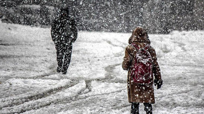 Son Dakika... İstanbul'da kar yağışı sonrası okullar yarın (21 Şubat Cuma) için tatil edildi. Vali Davut Gül açıkladı