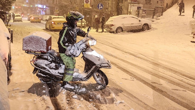 Son Dakika... İstanbul Valisi Davut Gül duyurdu: Kuryelerin yarından (21 Şubat) itibaren trafiğe çıkışı yasaklandı