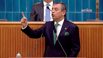 Son Dakika... CHP lideri Özgür Özel'den kritik mesajlar! Vekil transferi açıklaması. Serap Yazıcı Özbudun'u ifşa etti