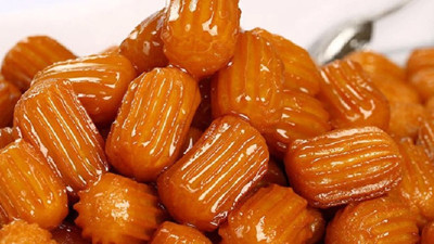 Herkes bayıla bayıla yiyor: Ramazan'da bu tatlıları ağzınıza sürmeyin