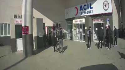 Korkunç olay! 2 lise öğrencisi birbirini bıçakladı