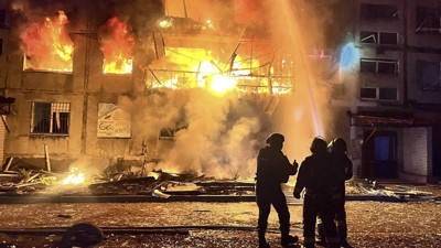 Barış açıklamasının ardından Rusya'dan Ukrayna'ya flaş saldırı! Çok sayıda ölü ve yaralı var