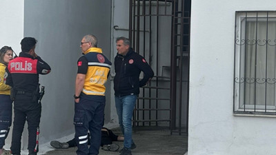 Kayıp olarak aranıyordu. Apartman bahçesinde kanlar içerisinde ölü bulundu