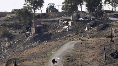 Son Dakika... İsrail, Şam'ı vurdu! Çok sayıda yaralı var