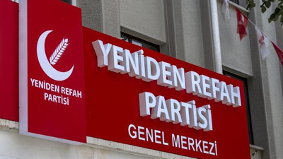 Yeniden Refah Partisi'nde bir istifa daha!