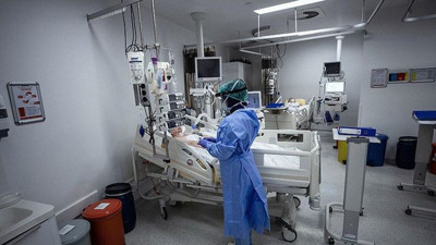 Üniversitede teşhis konulamayan hastalık! 5 kişi öldü