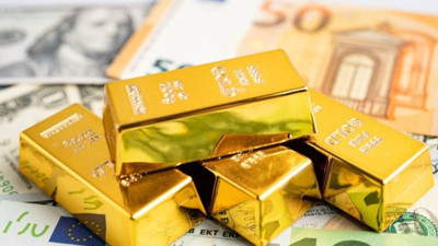 Son Dakika... Ekrem İmamoğlu gözaltına alındı! Dolar, Euro ve altın rekor kırdı