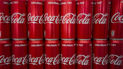 Coca-Cola'da büyük tehlike! Yabancı madde tespit edildi. Binlercesi toplatıldı