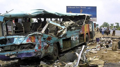 Zincirleme trafik kazası! 25 kişi hayatını kaybetti