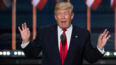 Trump'ın 'Papa olmak isterdim' sözleri sosyal medyada gündem oldu