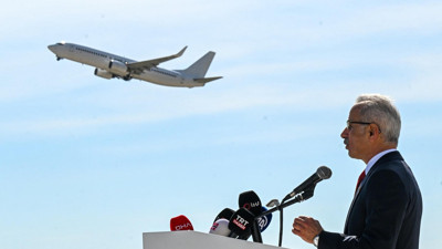 Türkiye Avrupa'da ilk olacak! Aynı anda üç uçak iniş ve kalkış yapabilecek.... Uraloğlu açıkladı