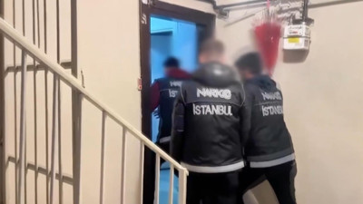 Zehir tacirlerine operasyon! 880 kg skunk uyuşturucu maddesi ele geçirildi, 7 şüpheli yakalandı