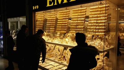 Altın Almak İsteyenlere İki Önemli Uyarı. İstanbul Kuyumcular Odası Başkanı Mustafa Atayık Vatandaşlara Seslendi