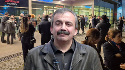 Hastaneden Sırrı Süreyya Önder açıklaması: Hayati tehlikesi halen devam etmektedir