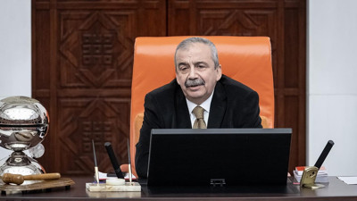 Sırrı Süreyya Önder'in sağlığıyla ilgili hastaneden yeni açıklama: Tedavilerimize iyi yanıt vermektedir