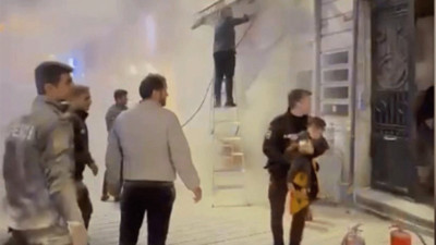 İstiklal Caddesi'nde korkutan yangın