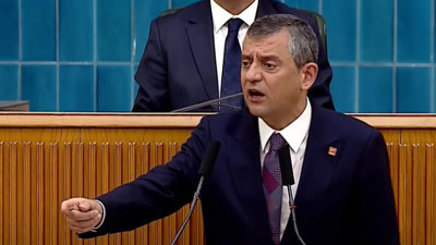 Özgür Özel'den Devlet Bahçeli'ye 'savaş' yanıtı!