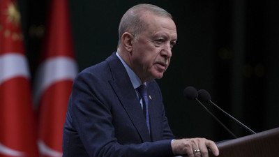 Cumhurbaşkanı Erdoğan'dan CHP lideri Özgür Özel'e deprem tepkisi: 5 gün sonra hatırlayabildi