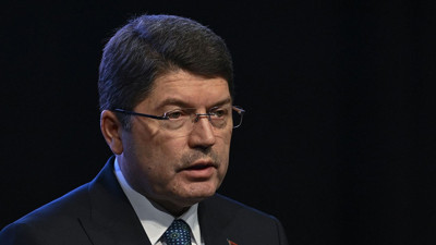 Top İktidarda Ne Demek, Biz Top Oynamıyoruz. Adalet Bakanı Yılmaz Tunç'tan Tülay Hatimoğulları'na Tepki