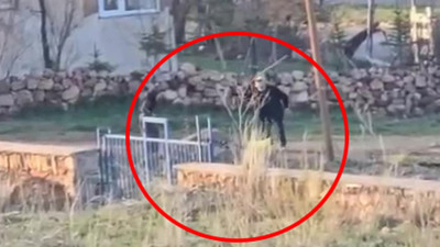 Başına çuval geçirerek dakikalarca sopayla dövdü!  Yere yığılması da yaşlı adamı durdurmadı