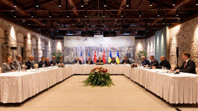 İstanbul'da kritik zirve! Rusya-Ukrayna savaşı sona erecek mi? Anlaşmadan ilk maddeler ortaya çıktı