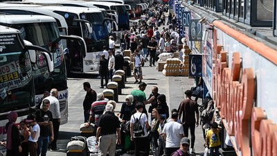 FLAŞ Bayram Tatili 10 Güne mi Uzatılacak? Turizmcileri Çalışanları Heyecanlandıran Haber. 2025 Kurban Bayramı Tatili 10 Gün mü Oluyor?