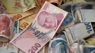 Bayramdan önce memur ve emekli maaşları yatacak mı? Emekli ve memur maaşları erken ödenecek mi, ne zaman yatacak?