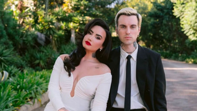 Dünyaca ünlü şarkıcı Demi Lovato evlendi! Kaliforniya'da romantik kutlama