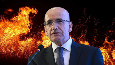 Mehmet Şimşek ateş altında! Bakan Şimşek'e kim neden saldırıyor? İşte Şimşek'in ekonomi karnesi...