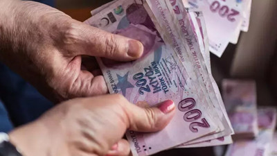 Milyonlarca emekliyi heyecanlandıracak maaş ve ikramiye açıklaması! Yeni tarih verildi