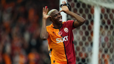 Victor Osimhen'den astronomik maaş beklentisi. Galatasaray'ın eli kolu bağlandı