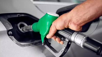 Akaryakıt fiyatlarını 'savaş' uçurdu! Çifte zam geliyor.(Benzin, motorin ve LPG 15 Haziran Pazar güncel fiyatlar)