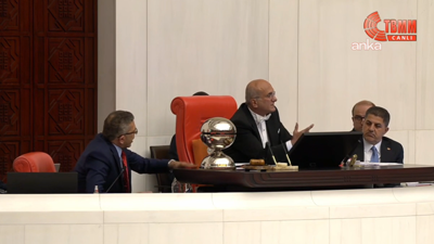 TBMM'de Büyük Gerilim. Ortalık Karıştı. DEM Partili Vekilin Sözleri Gerginlik Yarattı. CHP TBMM Başkanvekili Bingöl'den İYİ Partili Katip Üye Öztürk'e: Divanda bağırma çık...