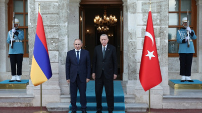 Cumhurbaşkanı Erdoğan ve Nikol Paşinyan bir araya geldi