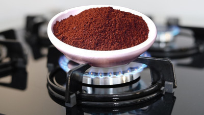 Evde Türk kahvesi yakın o dertten kurtulun