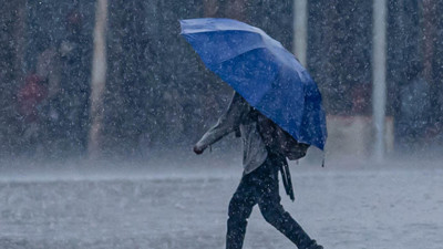 Sağanak ve gök gürültülü sağanak uyarısı. Meteoroloji Genel Müdürlüğü'nden 17 il için kritik uyarı