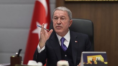 Milli Savunma Bakanı Hulusi Akar Suriye'den sığınmacı akını iddialarına yanıt! Ülkesine dönen Suriyelilerin sayısını açıkladı